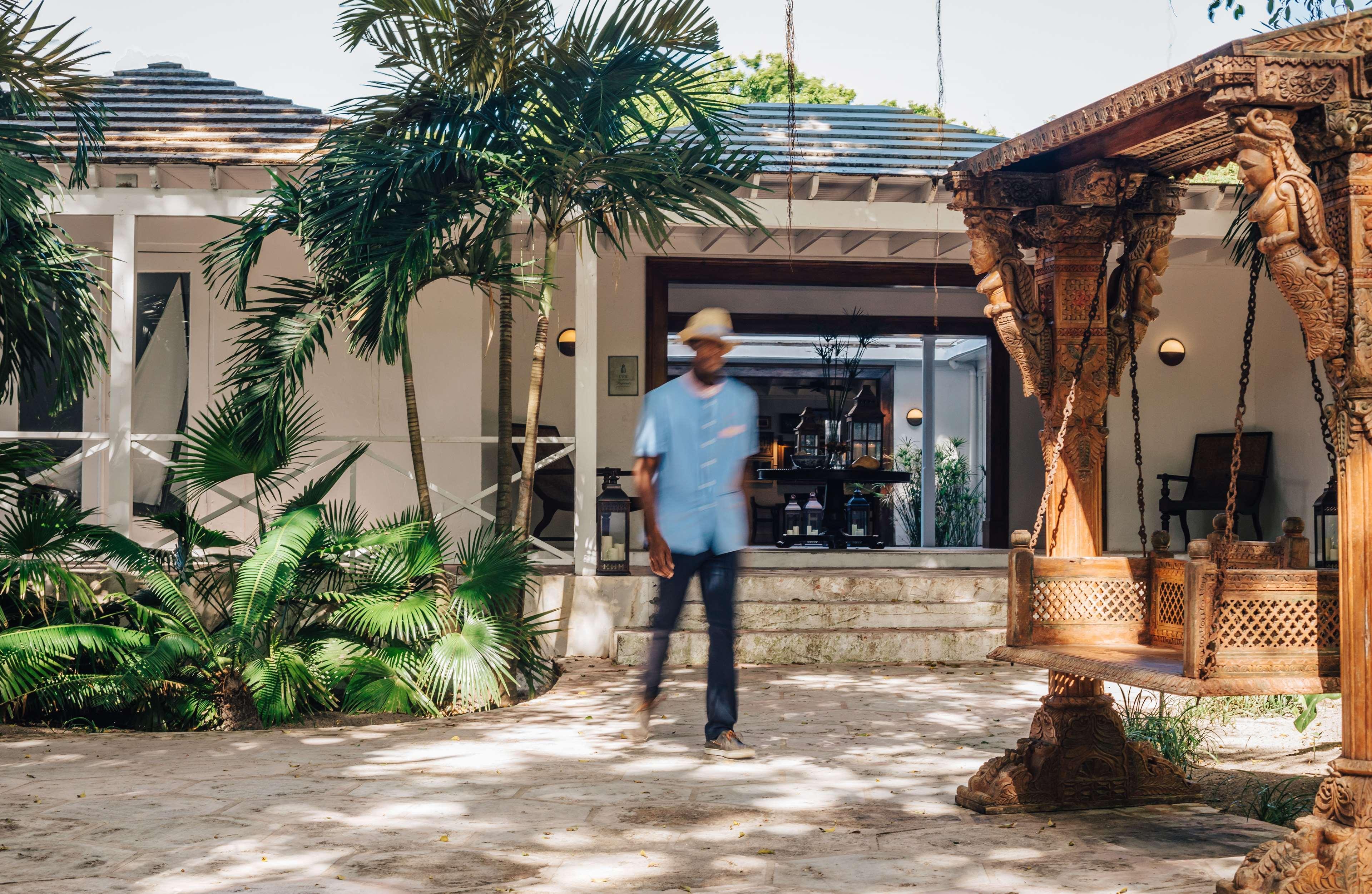 Pink Sands Resort Dunmore Town Esterno foto