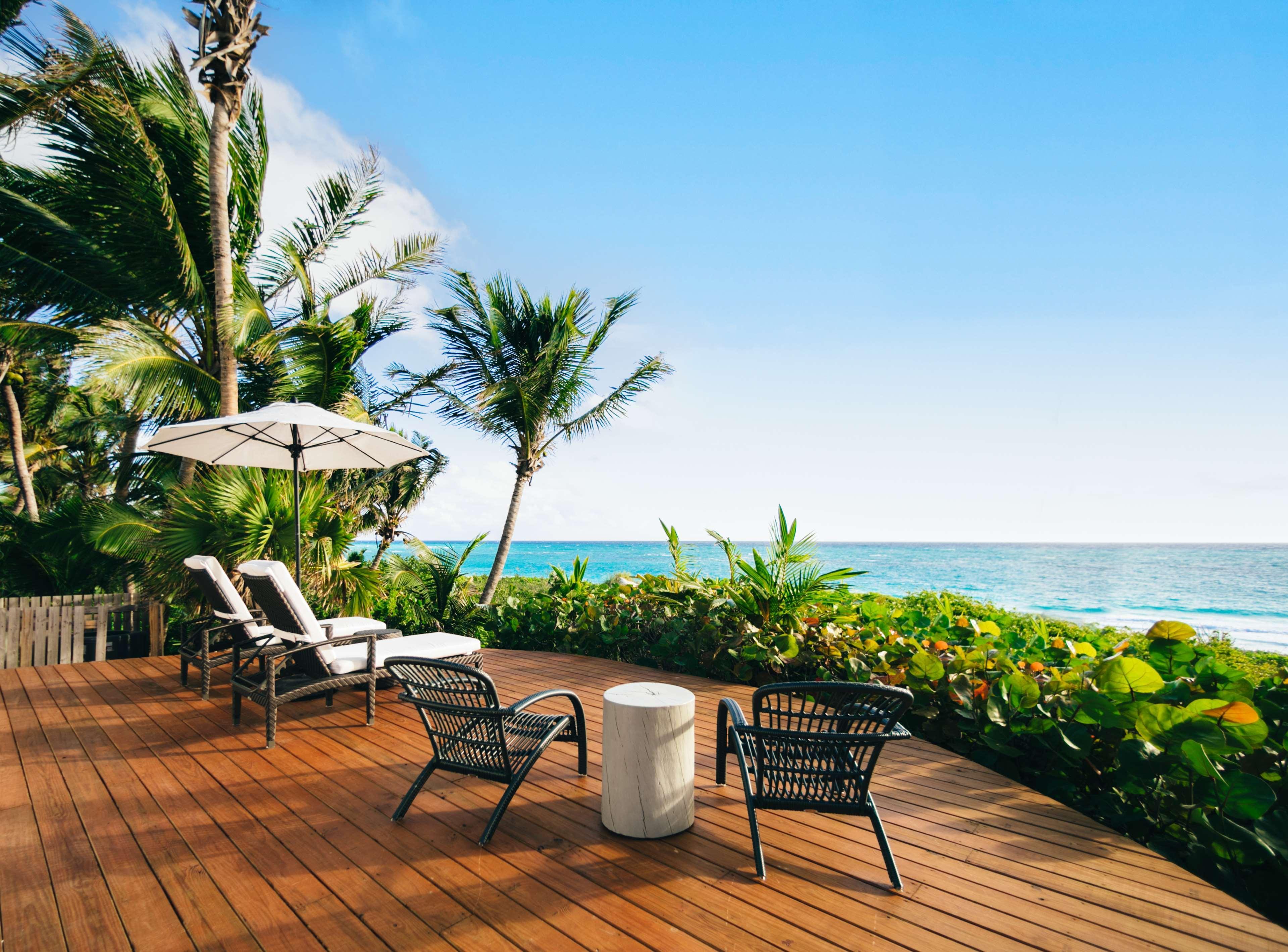 Pink Sands Resort Dunmore Town Esterno foto