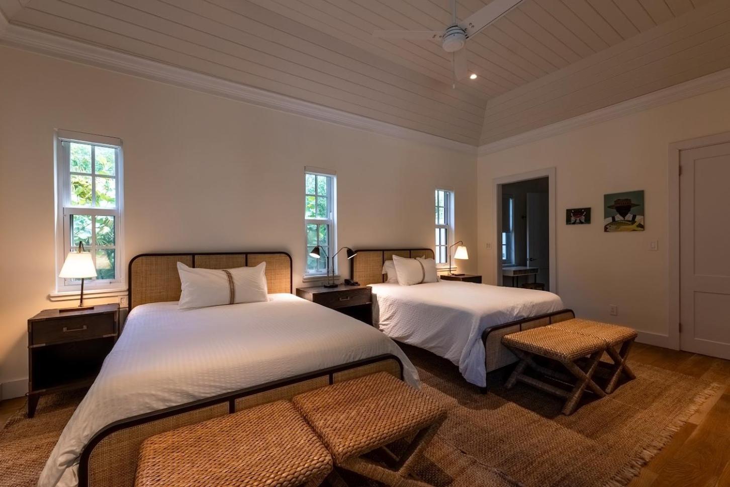 Pink Sands Resort Dunmore Town Esterno foto